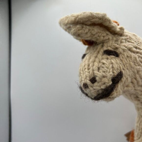 NWT Home spun Giraffe Wool Hand Knitted Rural Women in Kenya Collectors - Picture 13 of 13